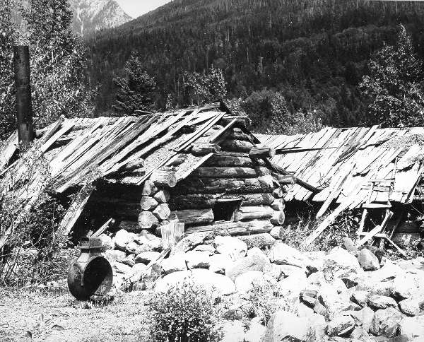 cpr_chinese_cabins_wild_horse_creek.jpg
